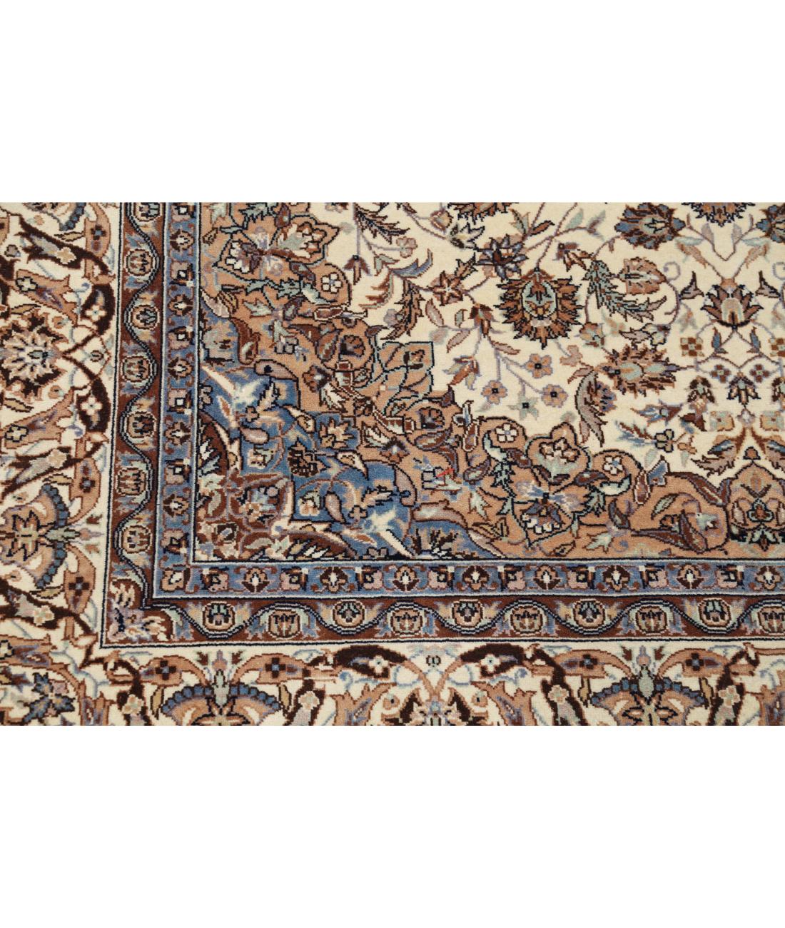 Hand Knotted Heritage Persian Style Wool Rug - 6'1'' x 8'11'' 6' 1" X 8' 11" (185 X 272) / Ivory / Taupe