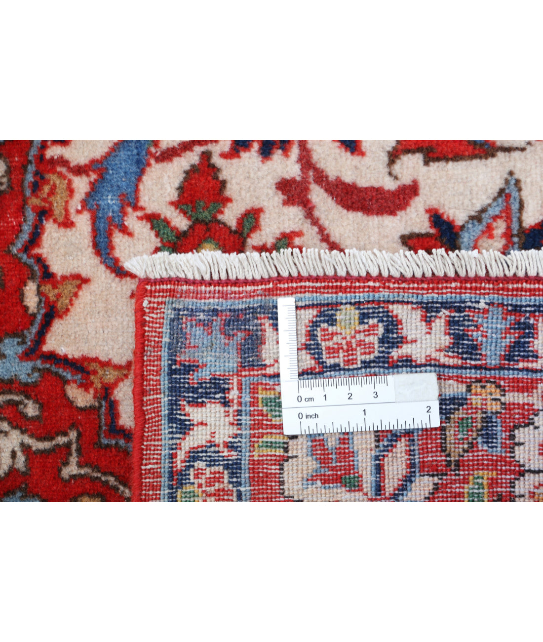 Hand Knotted Oriental Isfahan Wool Rug - 3'3'' x 4'10''