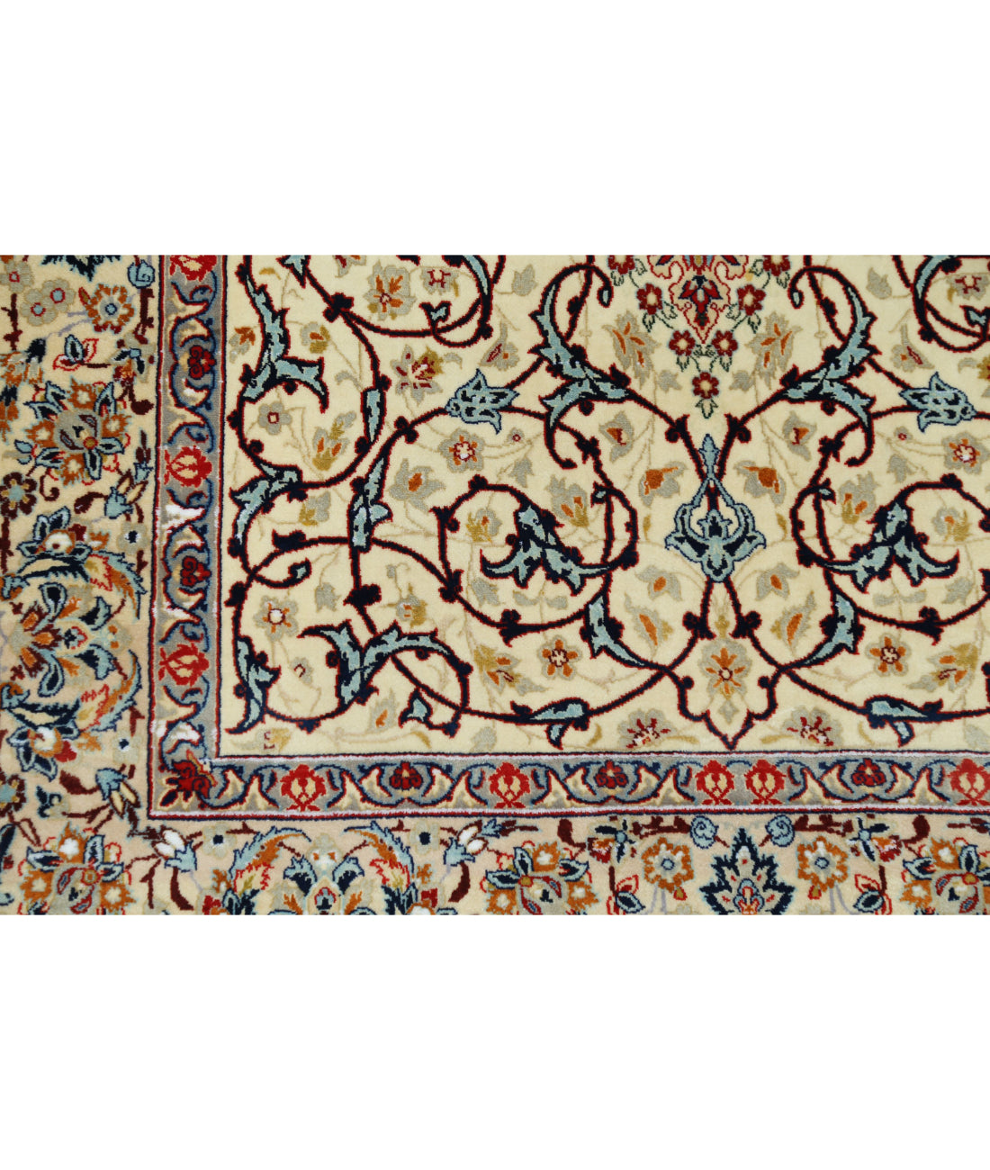Hand Knotted Masterpiece Persian Isfahan Wool & Silk Rug - 3'7'' x 5'3'' 3'7'' x 5'3'' (108 X 158) / Ivory / Taupe