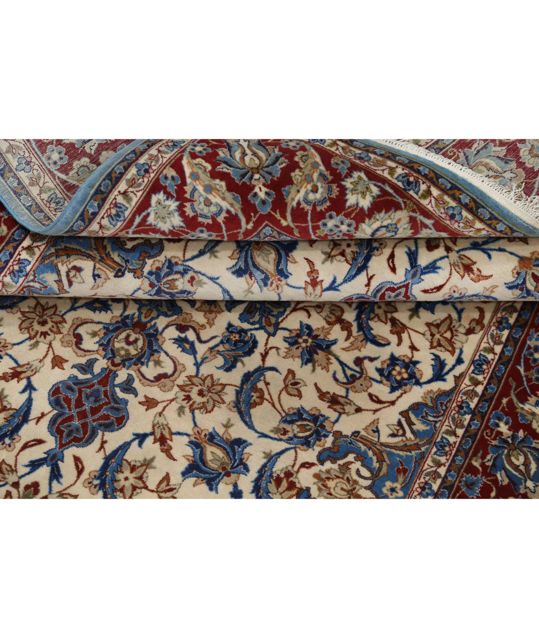 Hand Knotted Masterpiece Persian Isfahan Wool & Silk Rug - 3'7'' x 5'5'' 3'7'' x 5'5'' (108 X 163) / Ivory / Red