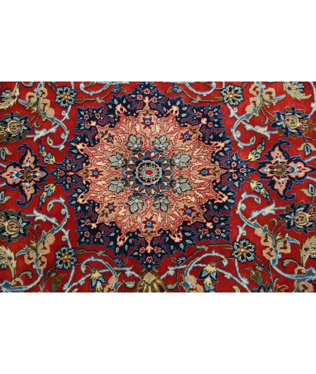 Hand Knotted Masterpiece Persian Isfahan Wool & Silk Rug - 3'6'' x 5'5'' 3'6'' x 5'5'' (105 X 163) / Red / Blue