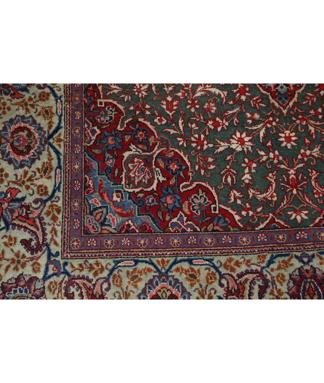 Hand Knotted Antique Persian Kashan Fine Wool & Silk Rug - 4'1'' x 6'9'' 4'1'' x 6'9'' (123 X 203) / Green / Multi
