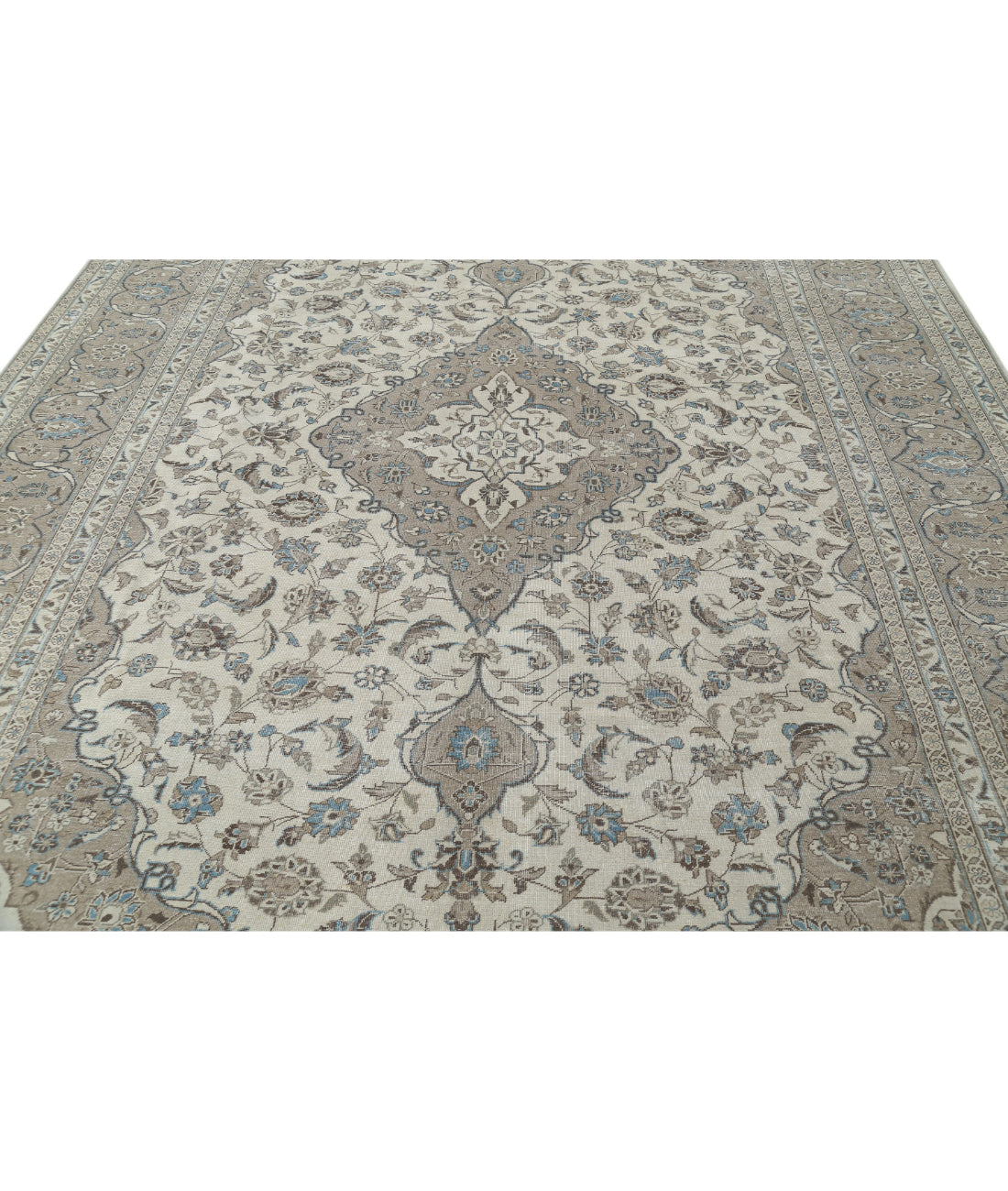 Hand Knotted Vintage Persian Kashan Wool Rug - 9'7'' x 13'1'' 9'7'' x 13'1'' (288 X 393) / Ivory / Taupe