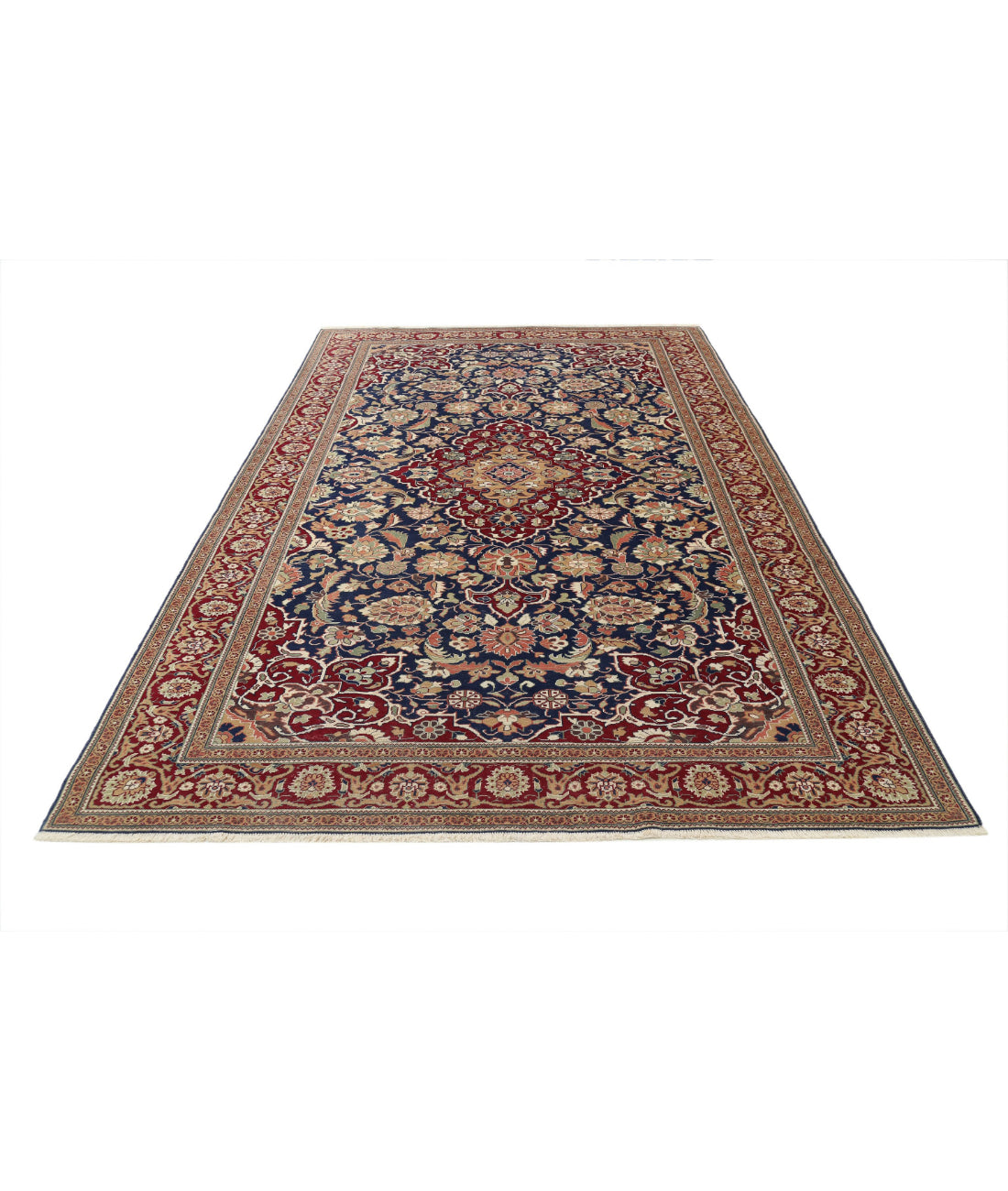 Hand Knotted Vintage Turkish Kayseri Wool Rug - 6'7'' x 9'11'' 6'7'' x 9'11'' (198 X 298) / Blue / Red