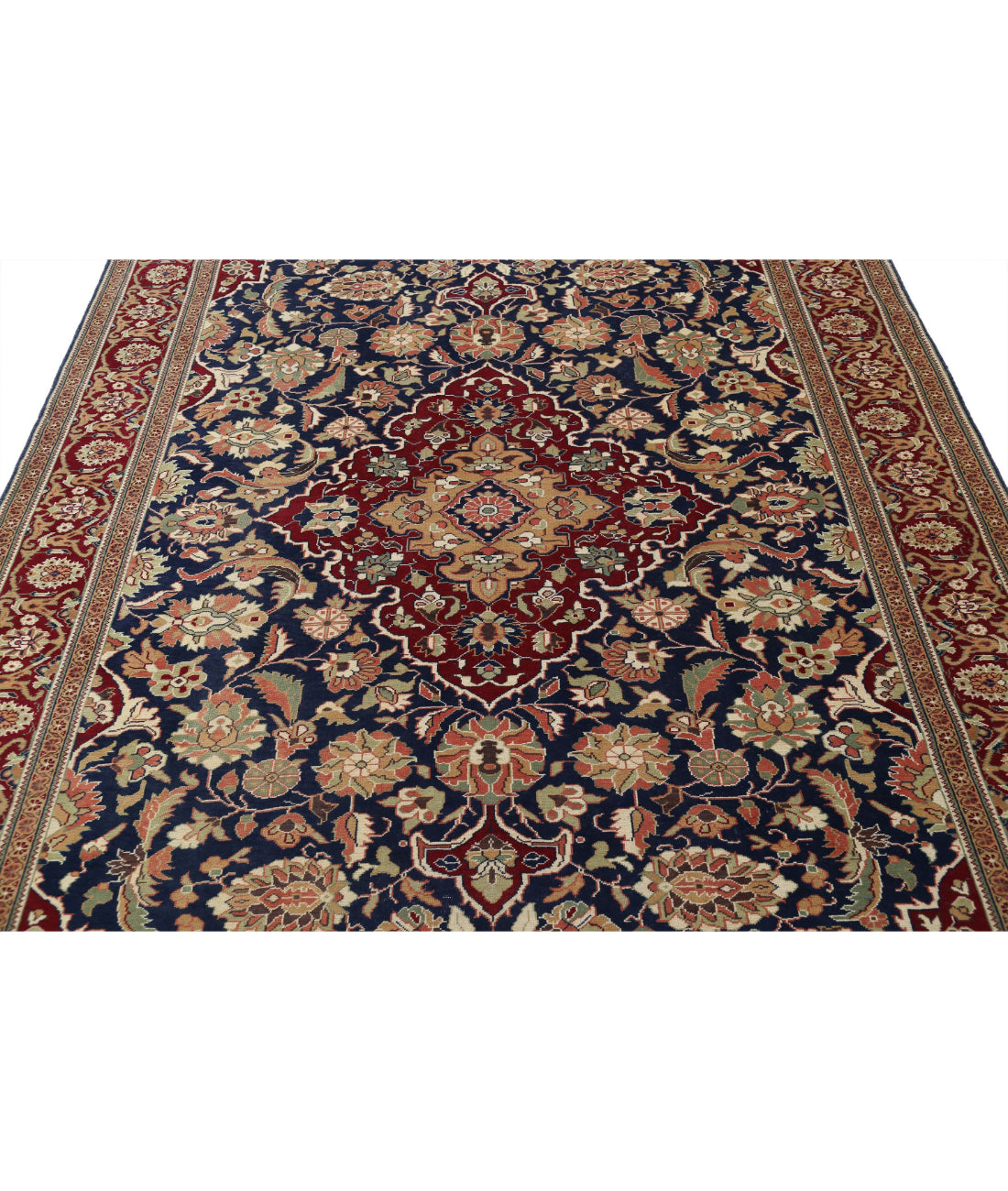 Hand Knotted Vintage Turkish Kayseri Wool Rug - 6'7'' x 9'11'' 6'7'' x 9'11'' (198 X 298) / Blue / Red