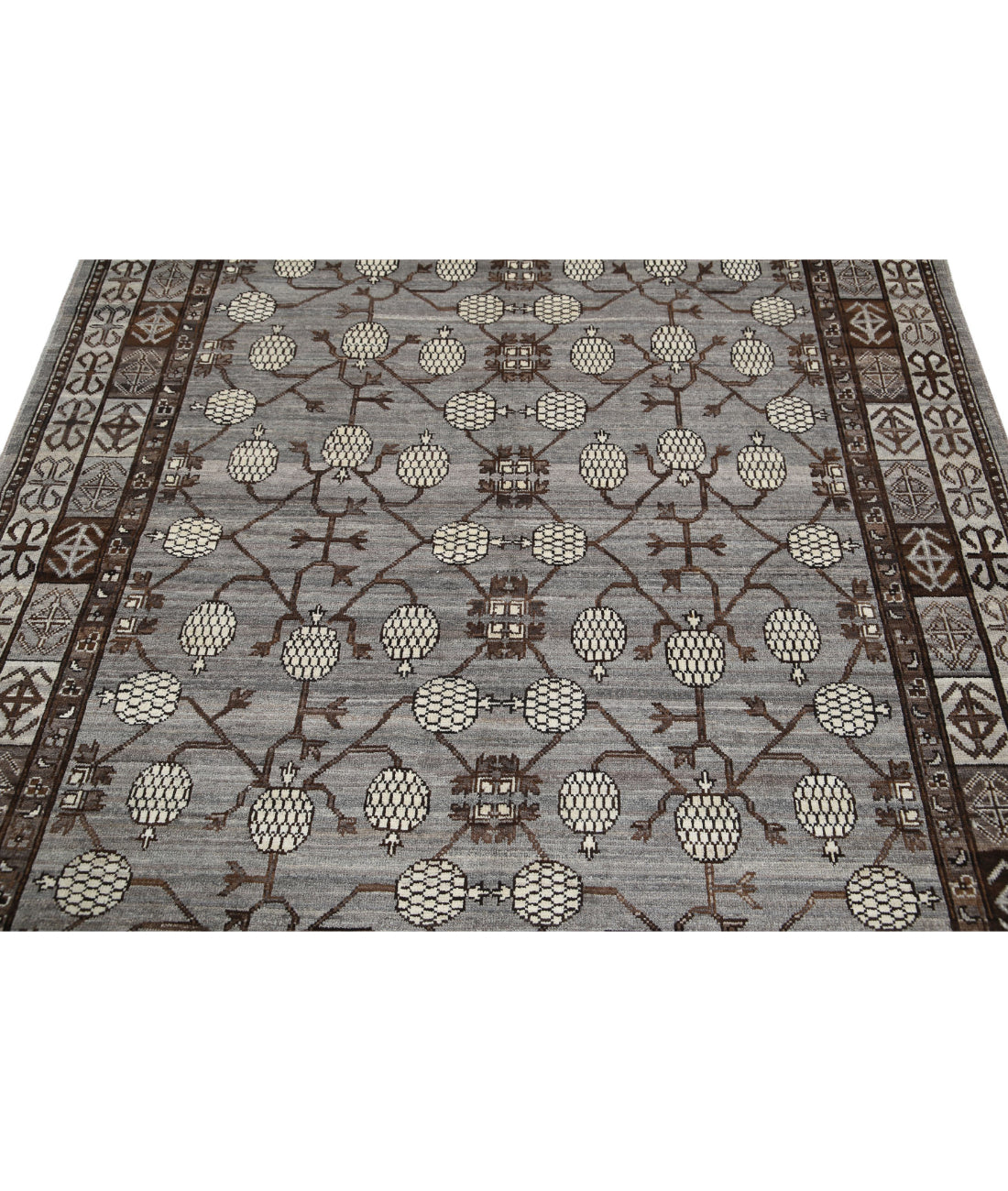 Hand Knotted Khotan Wool Rug - 5'6'' x 7'7'' 5'6'' x 7'7'' (165 X 228) / Grey / Ivory