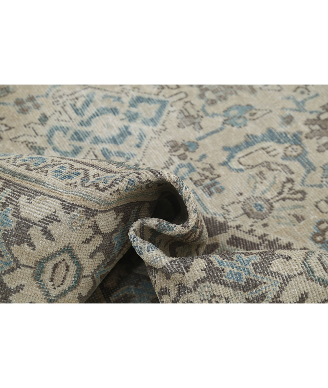 Hand Knotted Antique Persian Mahal Wool Rug - 8'8'' x 12'9'' 8'8'' x 12'9'' (260 X 383) / Ivory / Grey