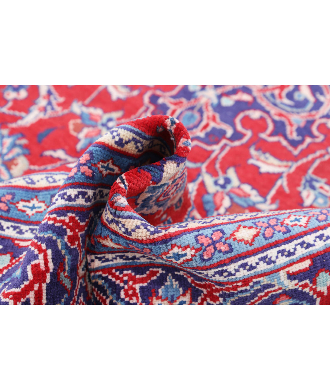 Hand Knotted Persian Mahal Wool Rug - 6'10'' x 10'5'' 6'10'' x 10'5'' (205 X 313) / Red / Blue