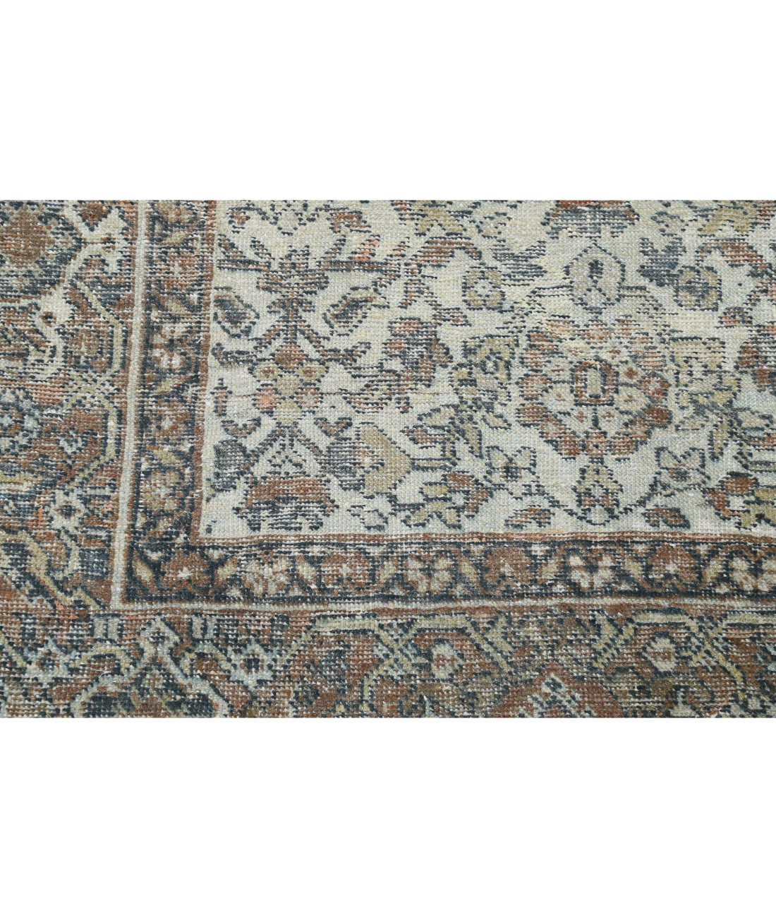 Hand Knotted Antique Persian Mahal Wool Rug - 7'0'' x 10'5'' 7'0'' x 10'5'' (210 X 313) / Ivory / Rust