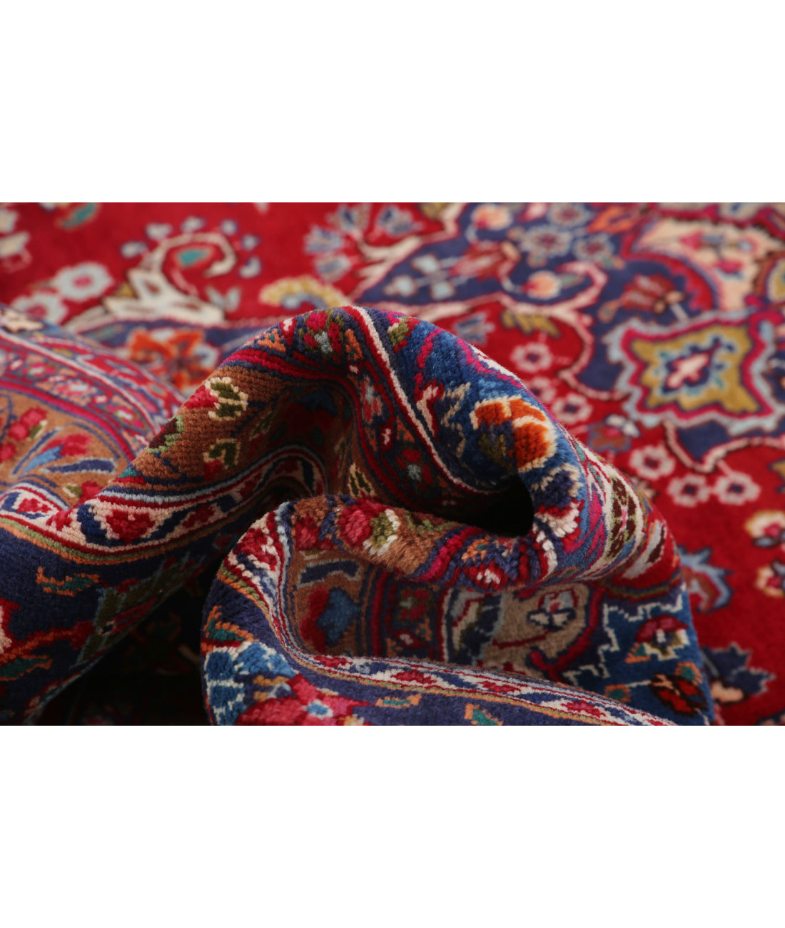 Hand Knotted Persian Mashad Wool Rug - 9'5'' x 13'4'' 9'5'' x 13'4'' (283 X 400) / Red / Blue