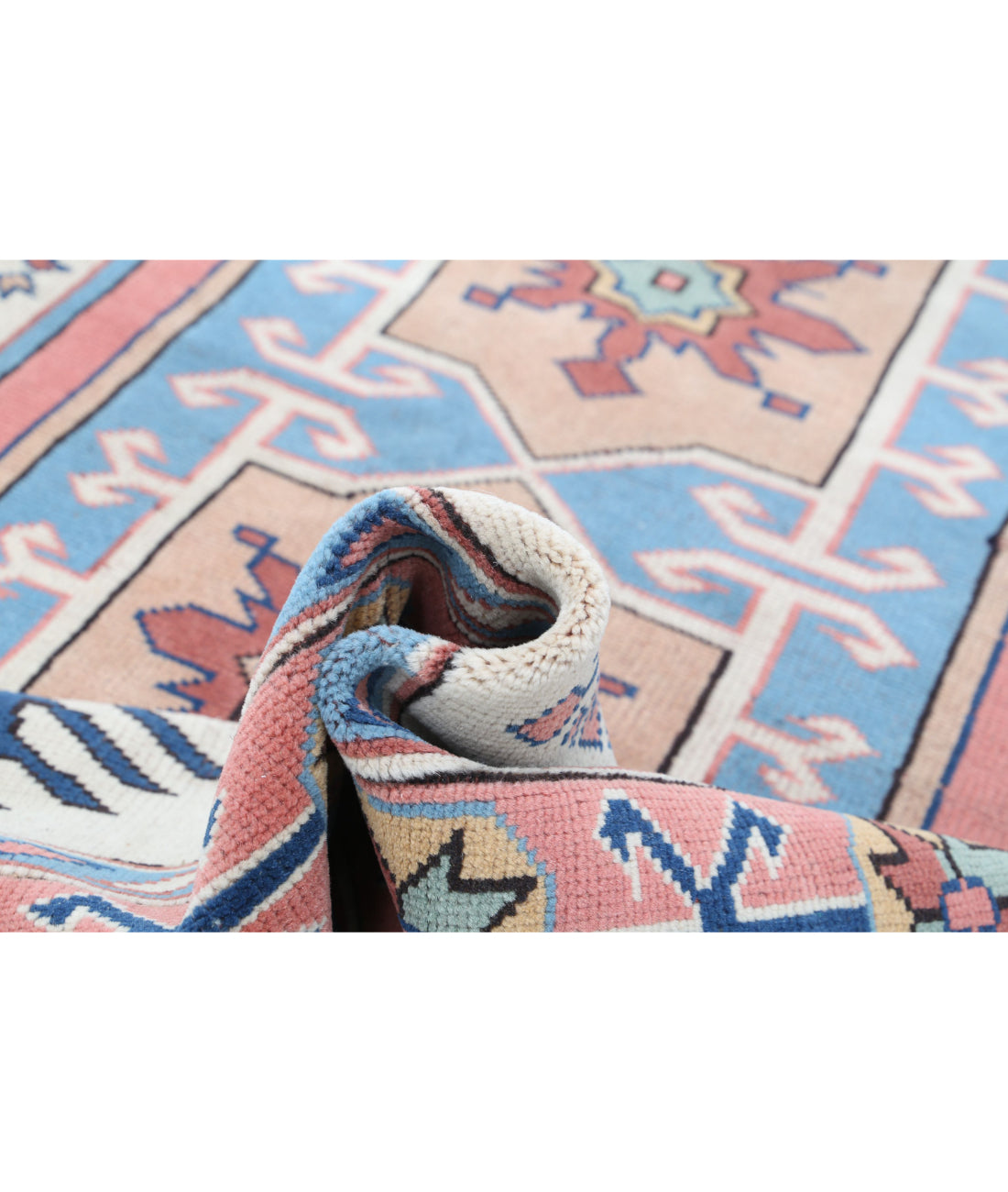 Hand Knotted Vintage Turkish Milas Wool Rug - 5'2'' x 7'11'' 5'2'' x 7'11'' (155 X 238) / Ivory / Peach