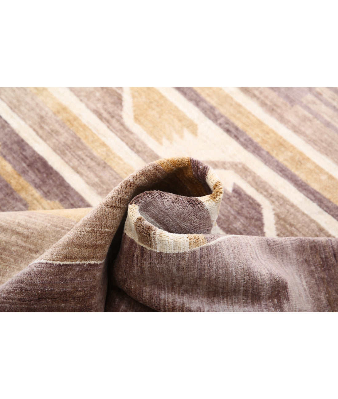 Hand Knotted Navajo Modcar Wool Rug - 8'11'' x 11'8'' 8'11'' x 11'8'' (268 X 350) / Brown / Ivory