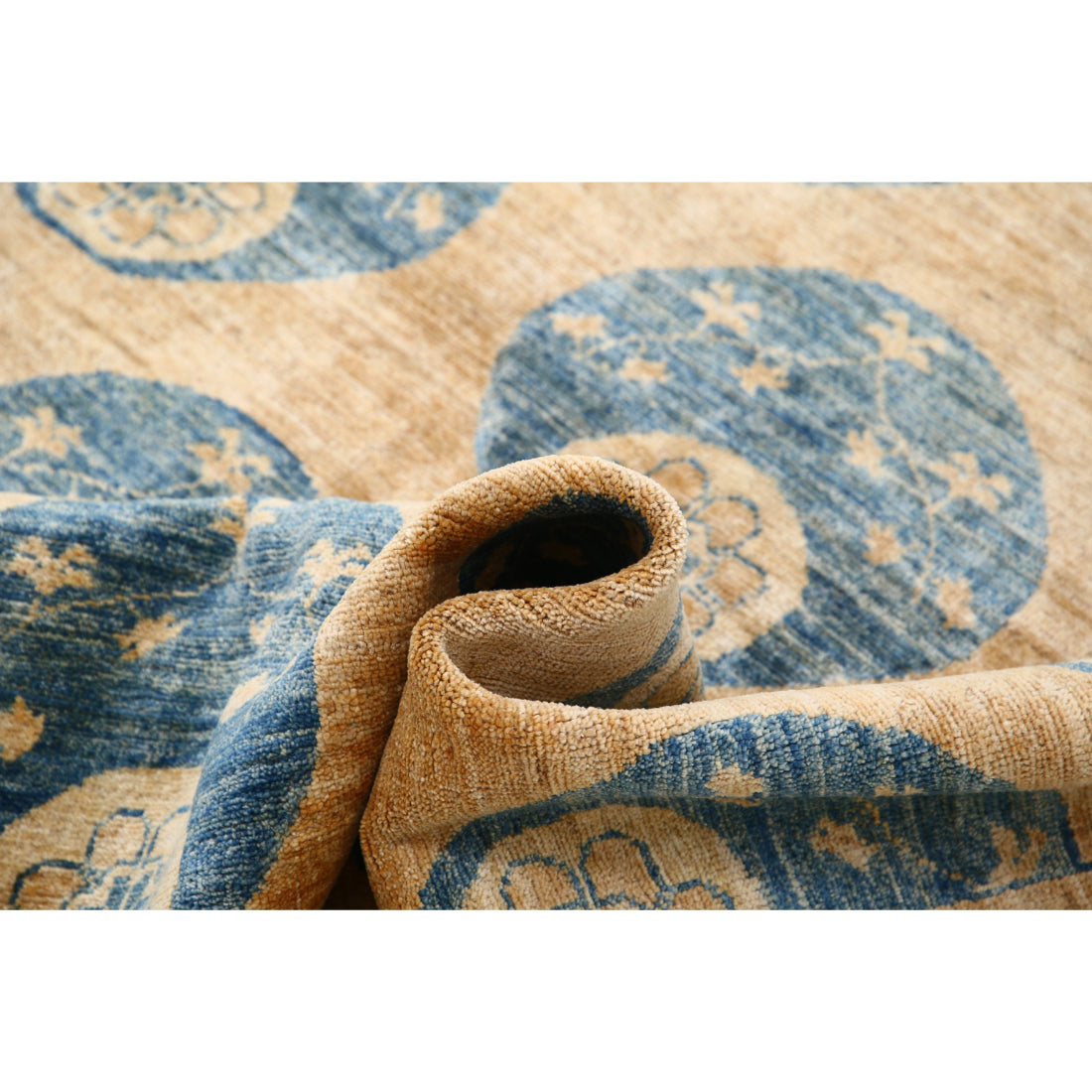 Hand Knotted Modcar Wool Rug - 4'9'' x 6'3''
