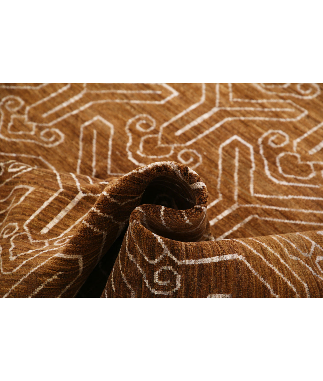 Hand Knotted Modcar Wool Rug - 6'3'' x 7'9'' 6'3'' x 7'9'' (188 X 233) / Multi / N/A