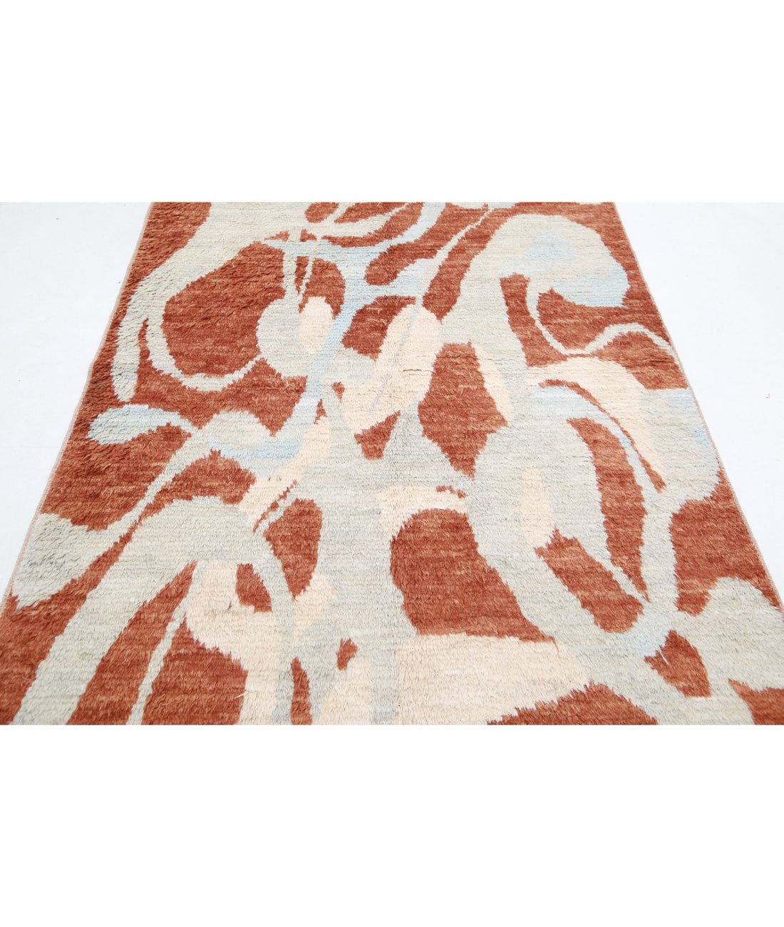 Hand Knotted Tribal Moroccan Wool Rug - 4'8'' x 8'4'' 4'8'' x 8'4'' (140 X 250) / Ivory / Rust