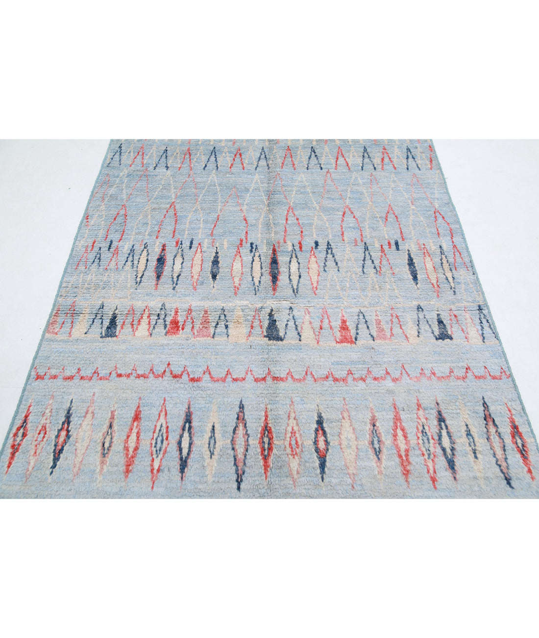 Hand Knotted Tribal Moroccan Wool Rug - 4'9'' x 7'9'' 4'9'' x 7'9'' (143 X 233) / Blue / Red