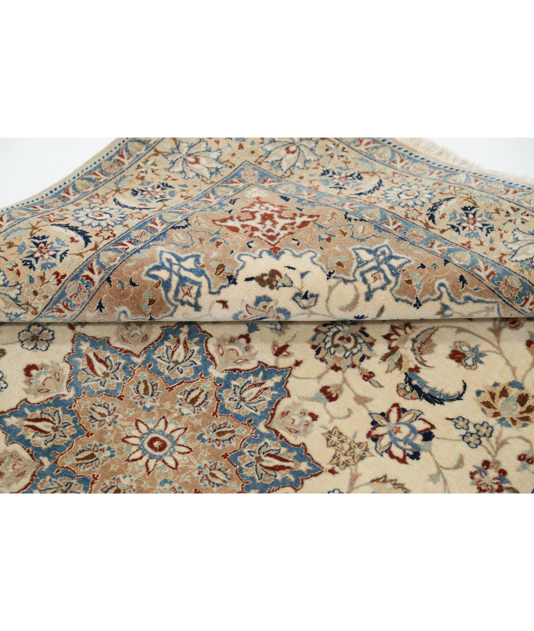 Hand Knotted Masterpiece Persian Nain Wool & Silk Rug - 3'7'' x 5'6'' 3'7'' x 5'6'' (108 X 165) / Ivory / Taupe