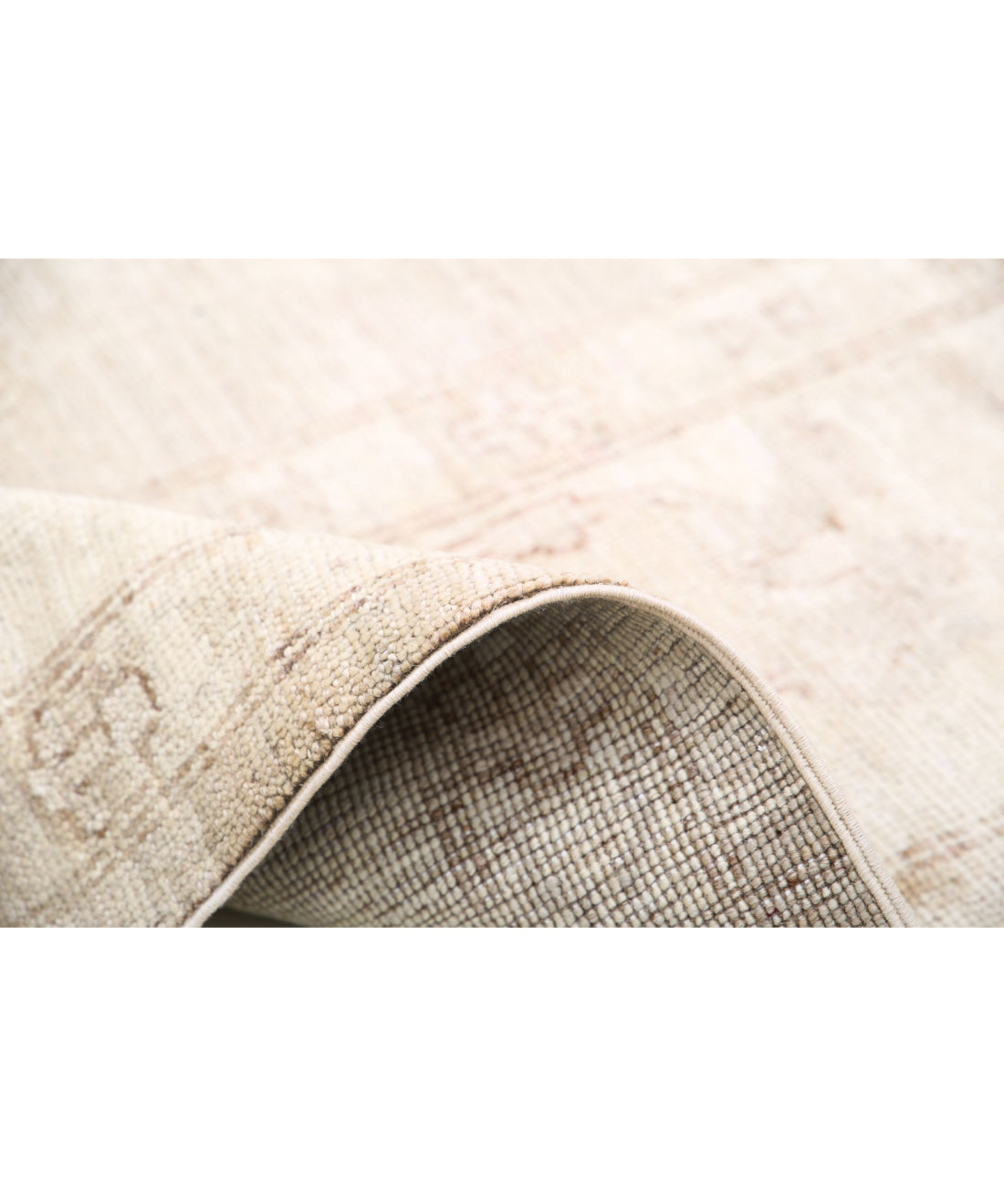 Hand Knotted Oushak Wool Rug - 8'0'' x 9'11'' 8'0'' x 9'11'' (240 X 298) / Ivory / Taupe