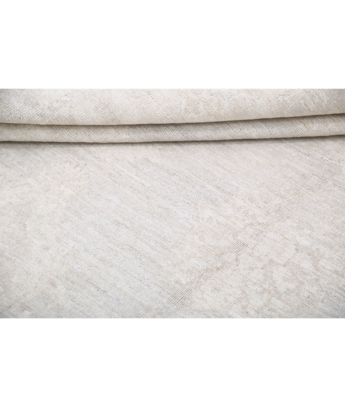 Hand Knotted Oushak Wool Rug - 7'10'' x 9'0'' 7'10'' x 9'0'' (235 X 270) / Grey / Ivory