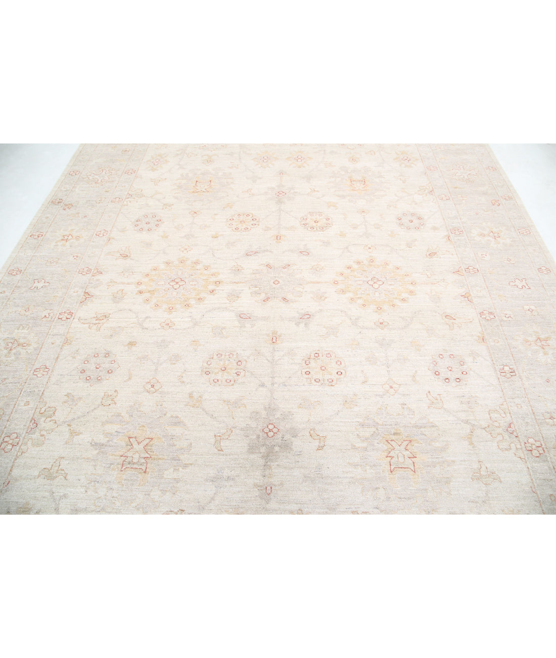 Hand Knotted Oushak Wool Rug - 8'10'' x 11'11'' 8'10'' x 11'11'' (265 X 358) / Ivory / Grey