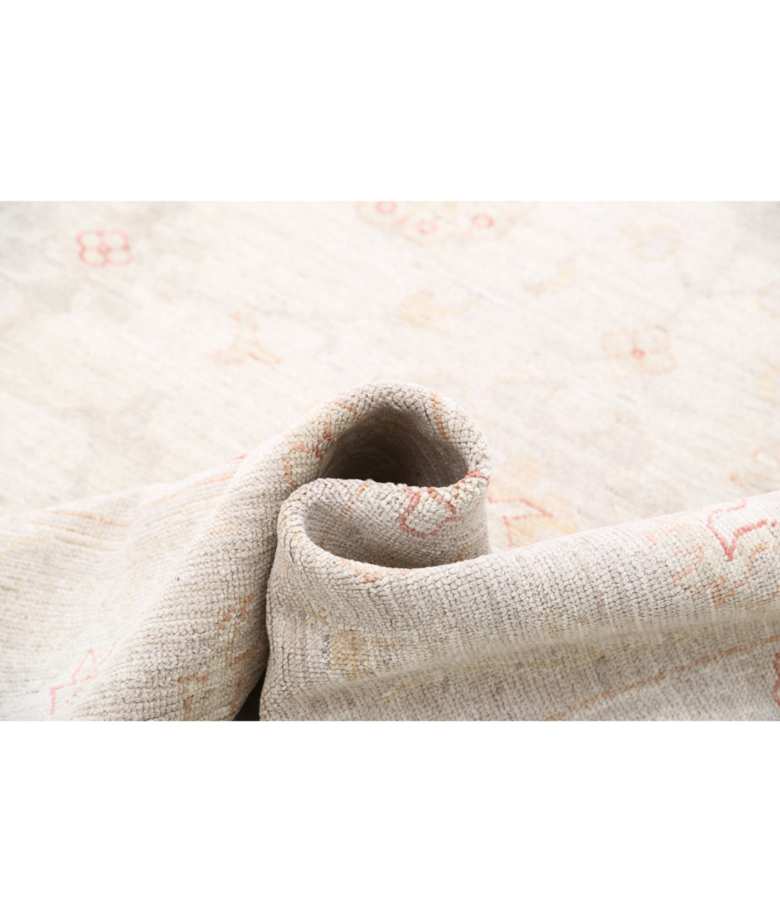 Hand Knotted Oushak Wool Rug - 8'10'' x 11'11'' 8'10'' x 11'11'' (265 X 358) / Ivory / Grey