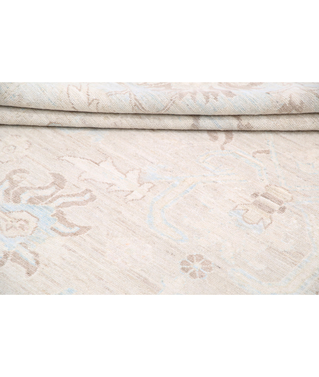 Hand Knotted Oushak Wool Rug - 8'8'' x 11'7'' 8'8'' x 11'7'' (260 X 348) / Ivory / Blue