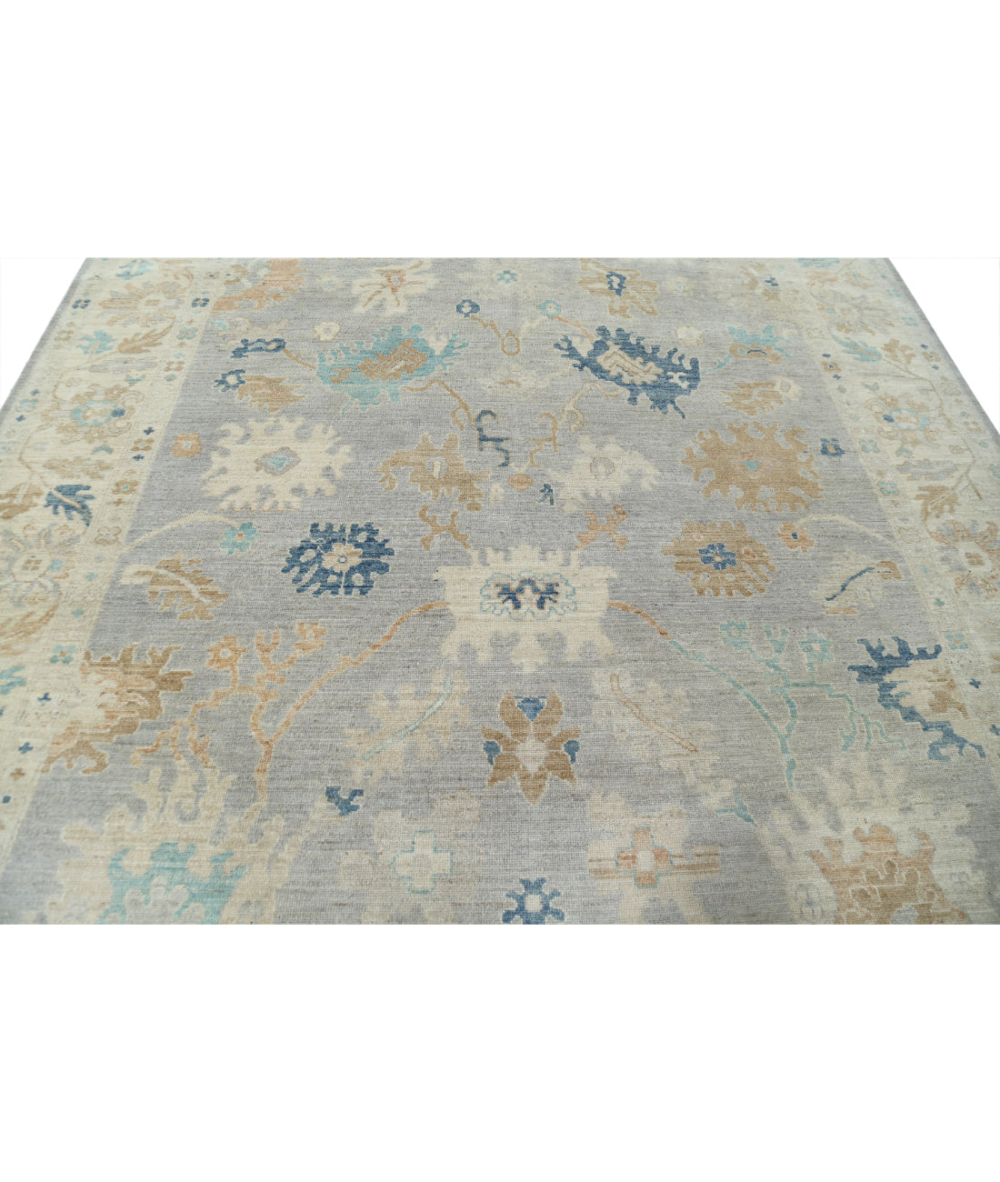 Hand Knotted Oushak Wool Rug - 8'10'' x 11'6'' 8'10'' x 11'6'' (265 X 345) / Grey / Ivory