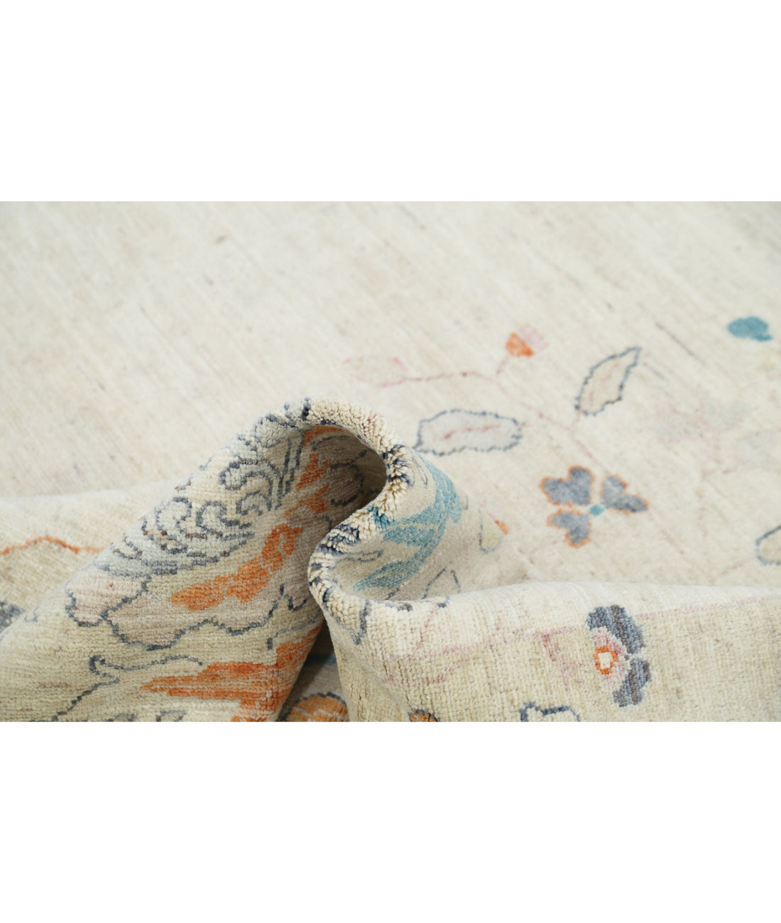 Hand Knotted Chinese Wool Rug - 8'11'' x 11'11'' 8'11'' x 11'11'' (268 X 358) / Gold / Ivory