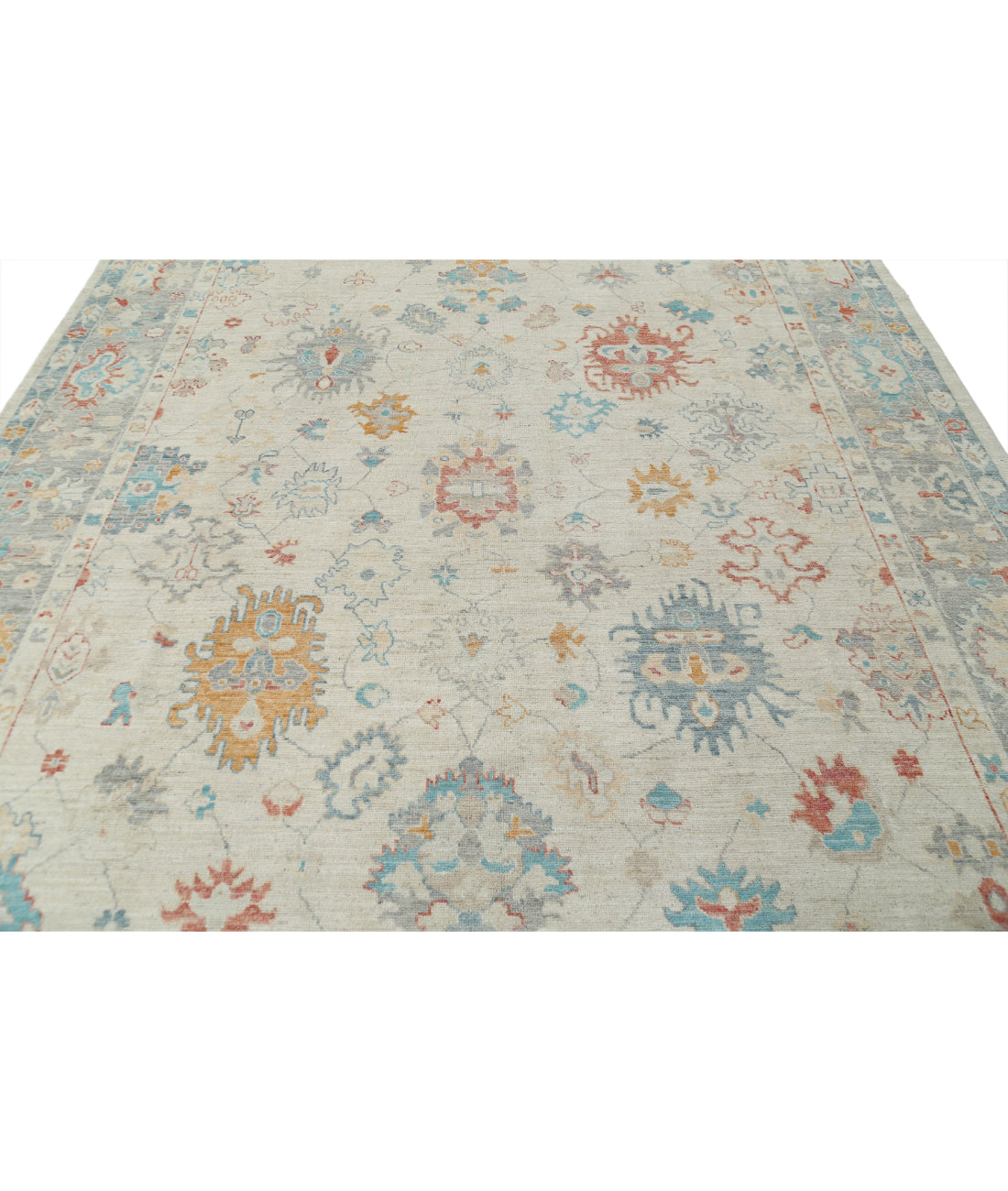 Hand Knotted Oushak Wool Rug - 8'11'' x 12'4'' 8'11'' x 12'4'' (268 X 370) / Grey / Ivory