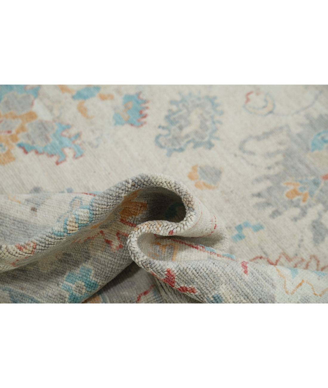Hand Knotted Oushak Wool Rug - 8'11'' x 12'4'' 8'11'' x 12'4'' (268 X 370) / Grey / Ivory