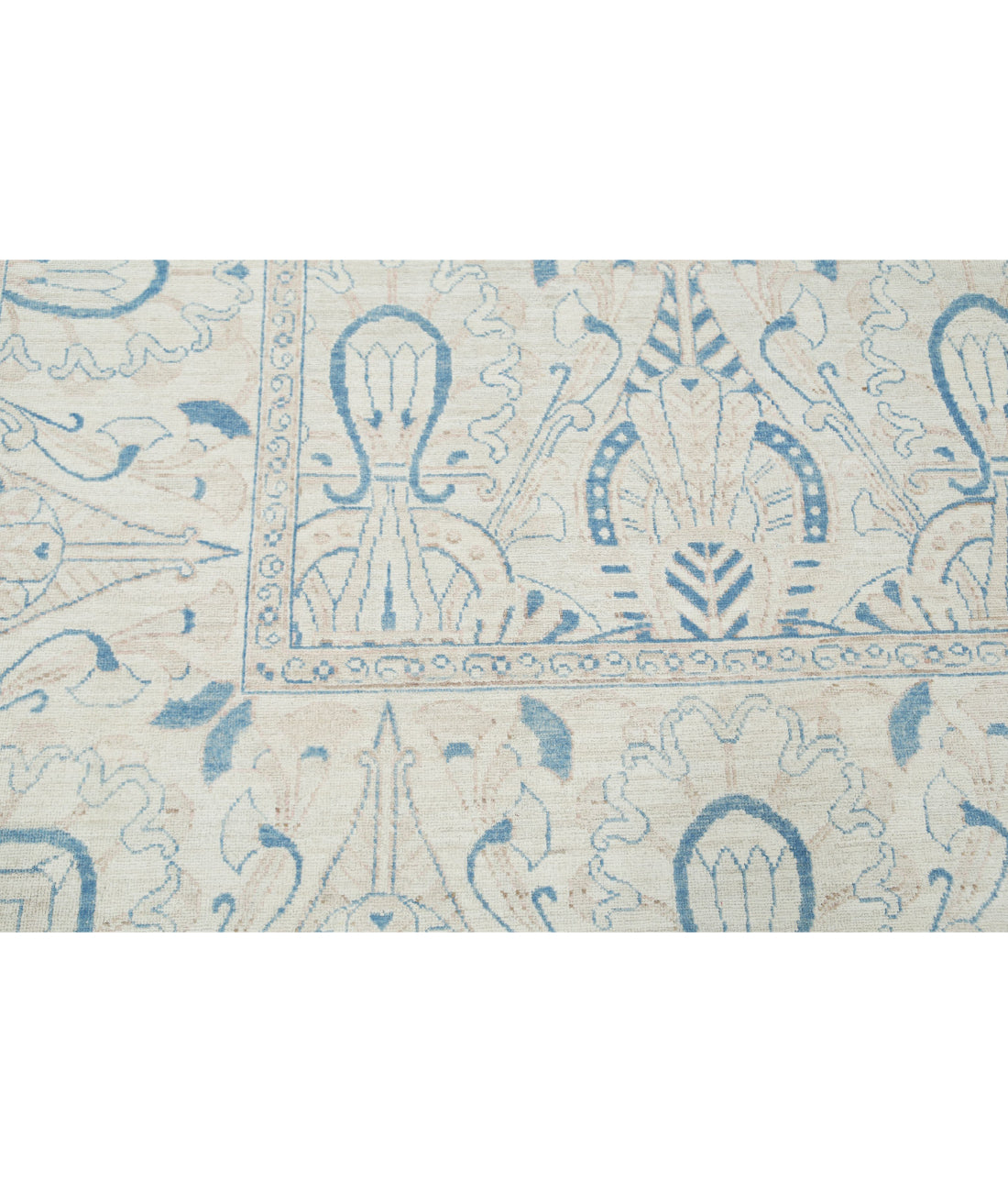 Hand Knotted Oushak Wool Rug - 8'8'' x 12'0'' 8'8'' x 12'0'' (260 X 360) / Ivory / Ivory