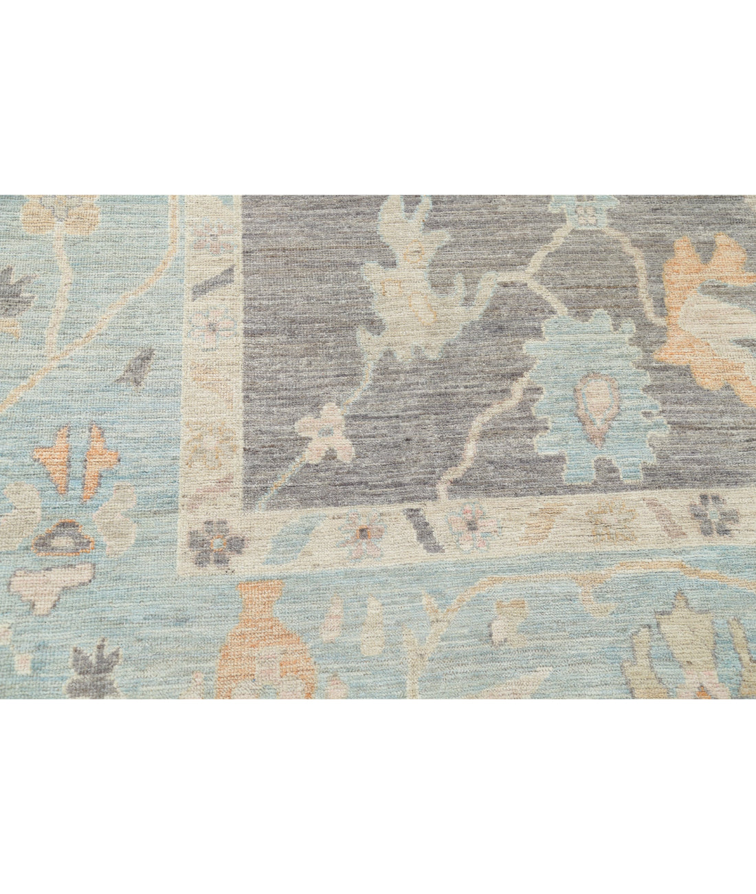 Hand Knotted Oushak Wool Rug - 9'9'' x 12'11'' 9'9'' x 12'11'' (293 X 388) / Ivory / Grey