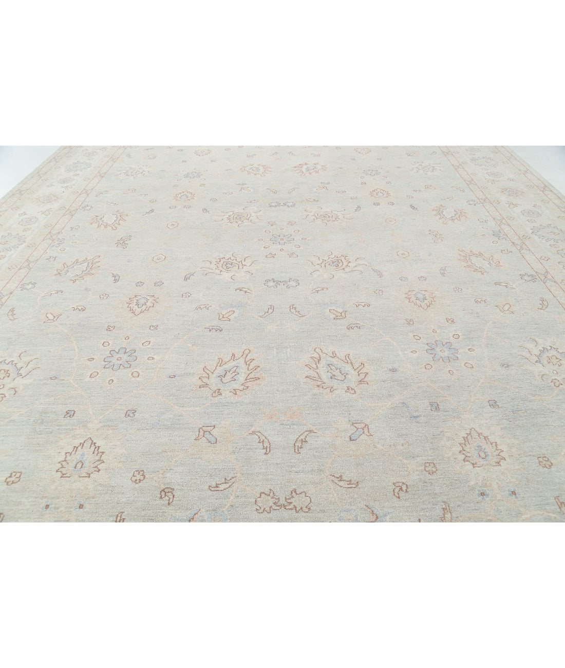 Hand Knotted Oushak Wool Rug - 12'9'' x 17'7'' 12'9'' x 17'7'' (383 X 528) / Grey / Ivory