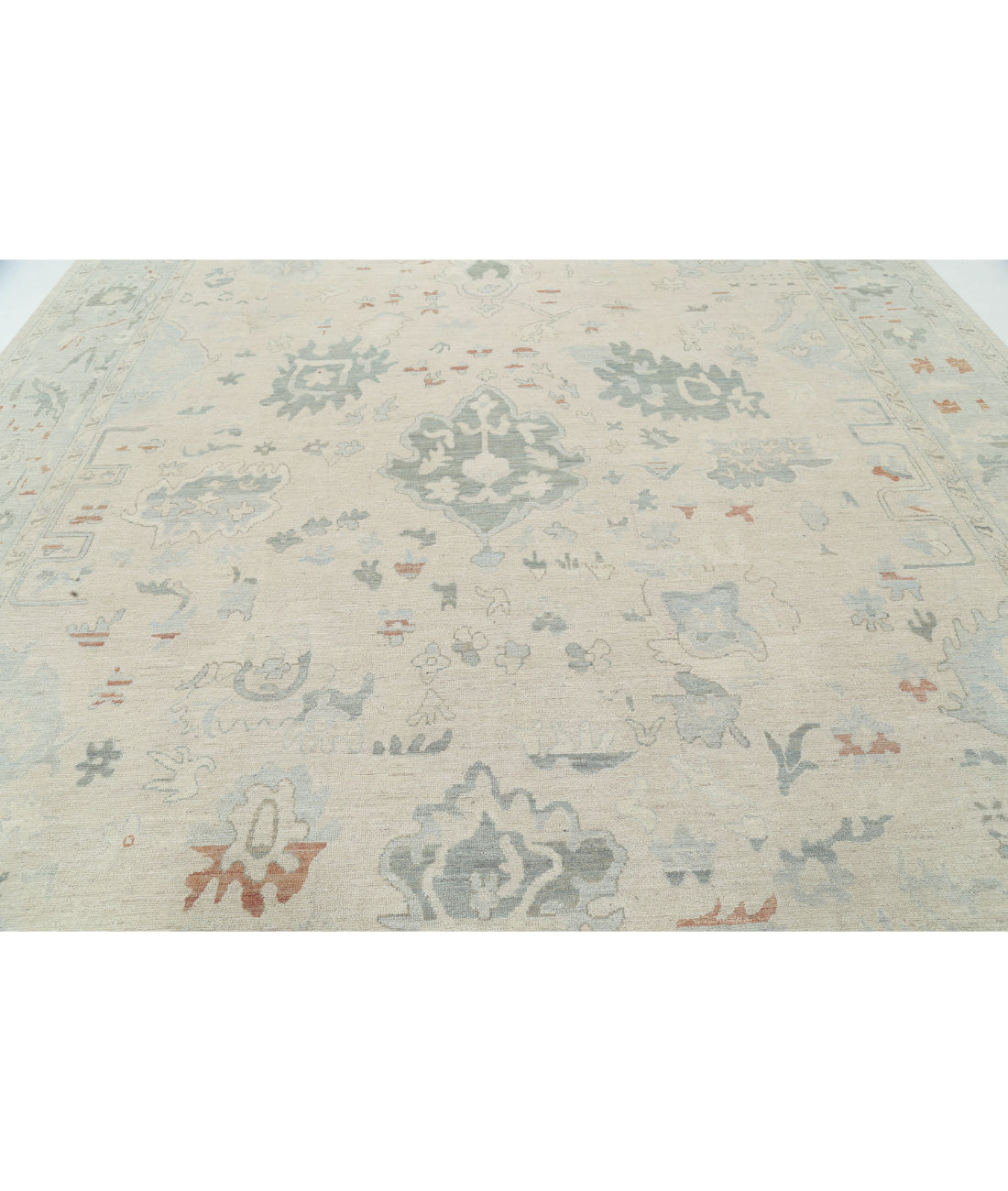 Hand Knotted Oushak Wool Rug - 11'8'' x 14'10'' 11'8'' x 14'10'' (350 X 445) / Beige / Blue