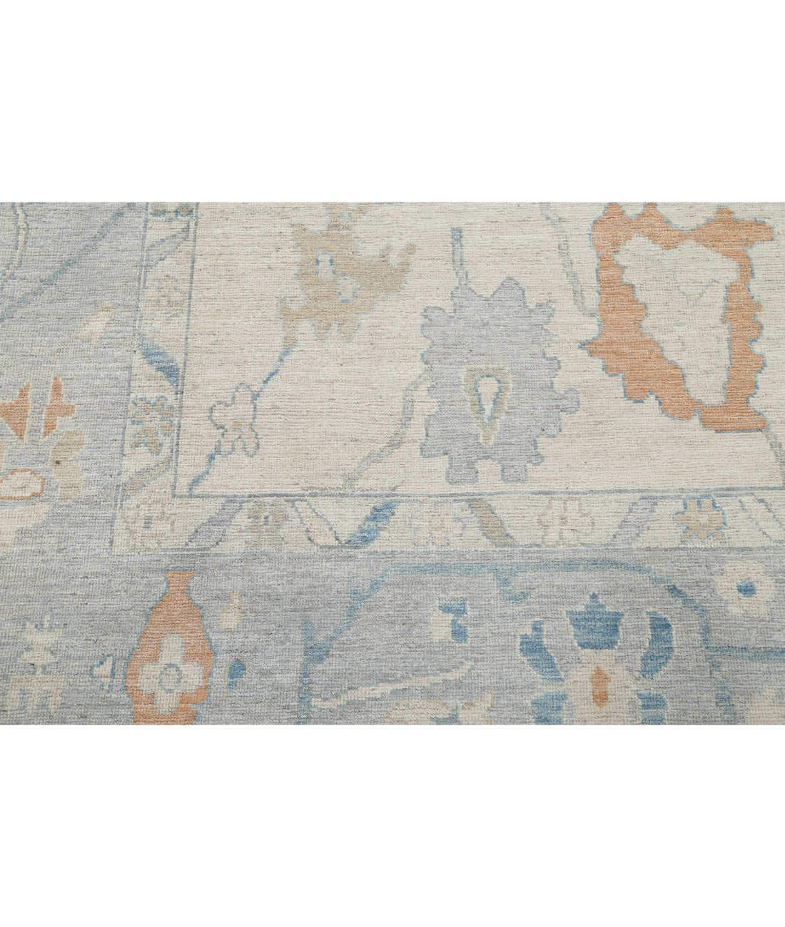 Hand Knotted Oushak Wool Rug - 10'0'' x 13'5'' 10'0'' x 13'5'' (300 X 403) / Ivory / Blue