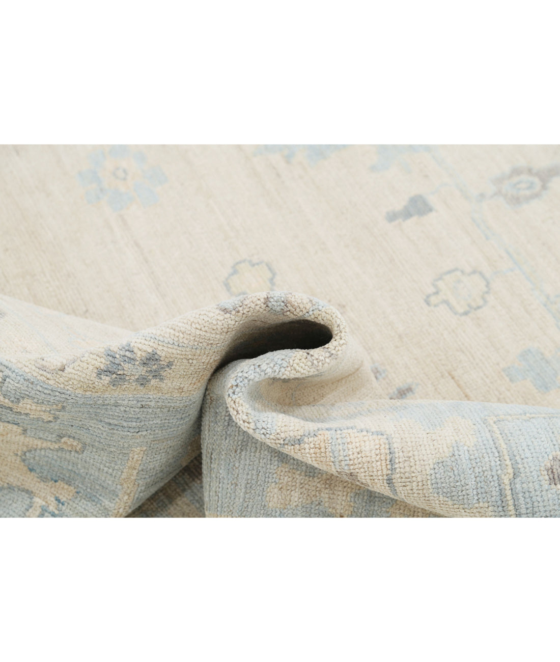 Hand Knotted Oushak Wool Rug - 8'2'' x 9'8'' 8'2'' x 9'8'' (245 X 290) / Taupe / Blue