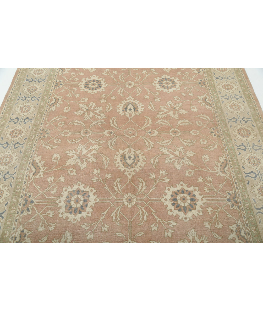 Hand Knotted Turkish Oushak Wool Rug - 6'10'' x 8'5'' 6'10'' x 8'5'' (205 X 253) / Peach / Taupe