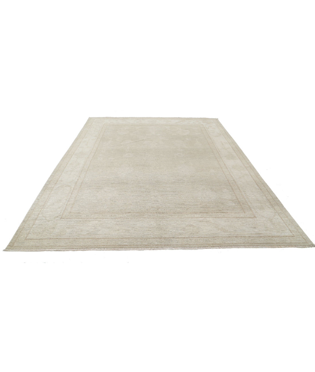 Hand Knotted Oushak Wool Rug - 8'2'' x 10'5'' 8'2'' x 10'5'' (245 X 313) / Grey / Ivory