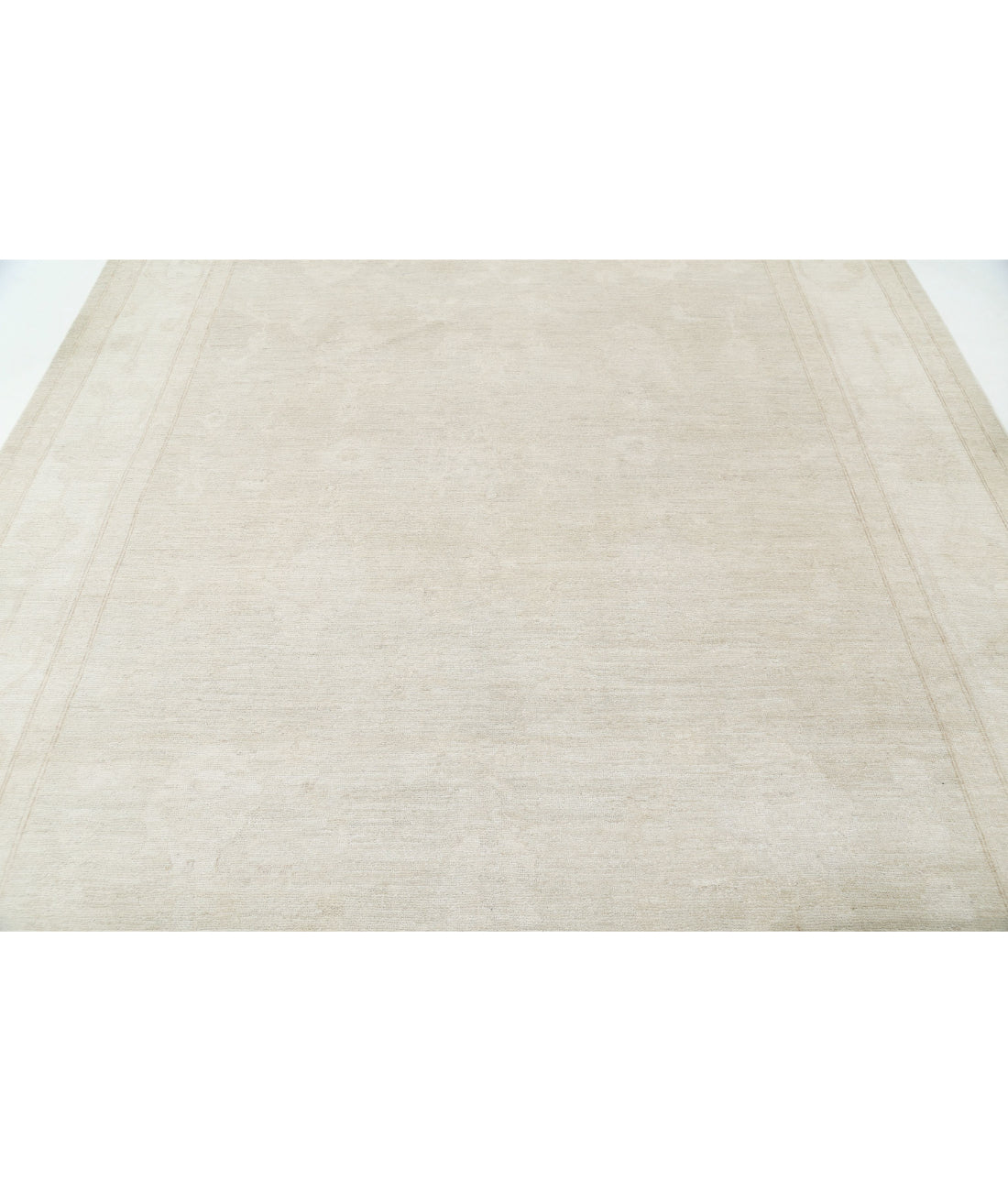 Hand Knotted Oushak Wool Rug - 8'2'' x 10'5'' 8'2'' x 10'5'' (245 X 313) / Grey / Ivory
