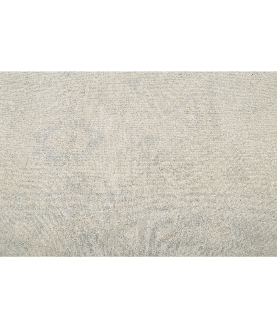 Hand Knotted Oushak Wool Rug - 10'6'' x 13'11'' 10'6'' x 13'11'' (315 X 418) / Ivory / Grey