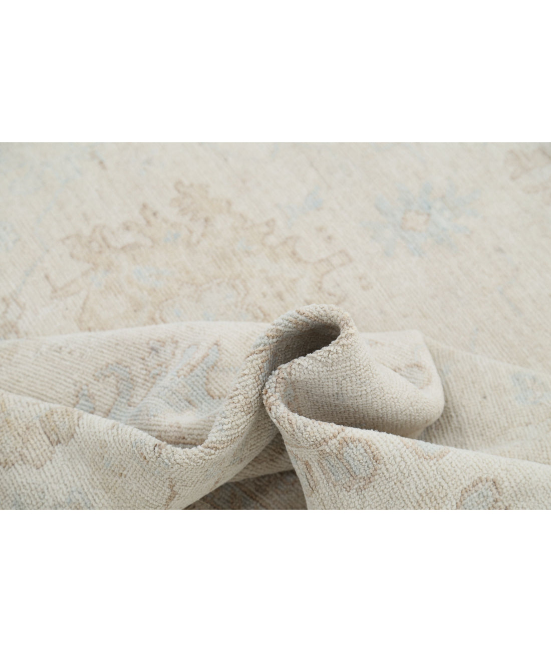 Hand Knotted Oushak Wool Rug - 8'0'' x 11'0'' 8'0'' x 11'0'' (240 X 330) / Silver / Ivory