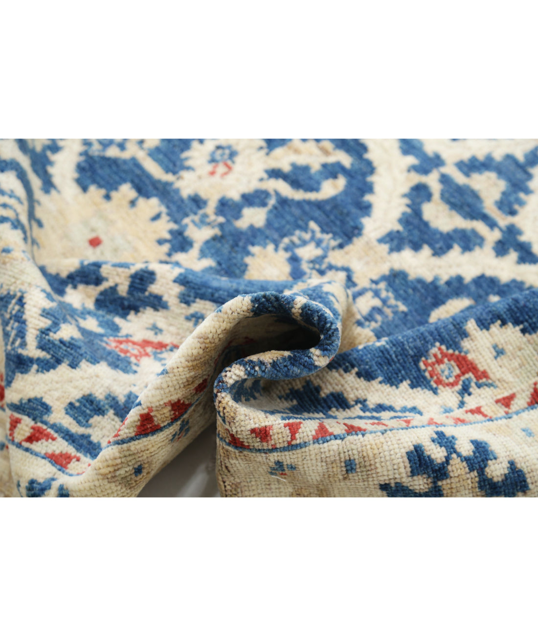 Hand Knotted Oushak Wool Rug - 4'1'' x 5'10'' 4'1'' x 5'10'' (123 X 175) / Blue / Ivory