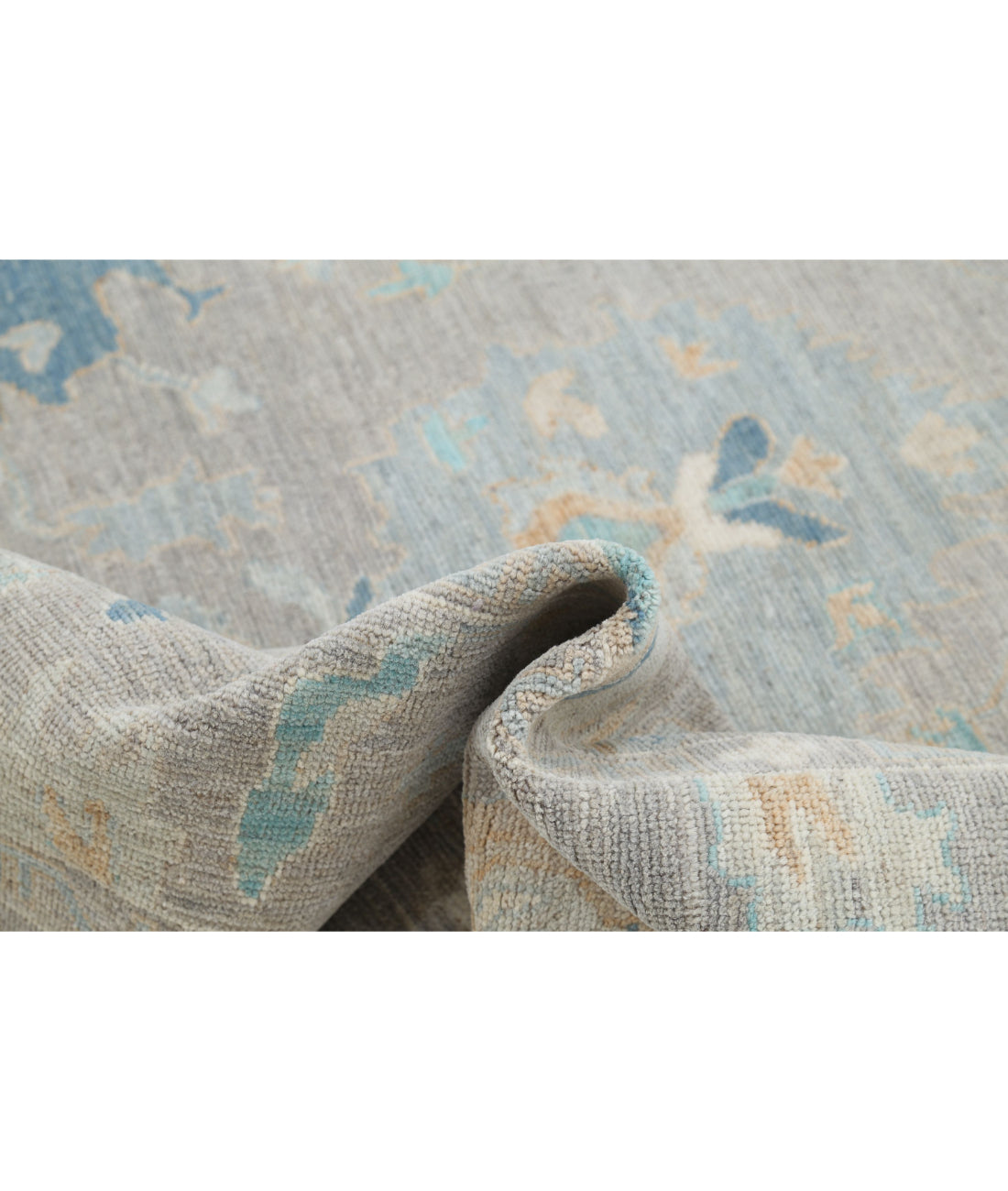 Hand Knotted Oushak Wool Rug - 5'11'' x 8'1'' 5'11'' x 8'1'' (178 X 243) / Brown / Grey