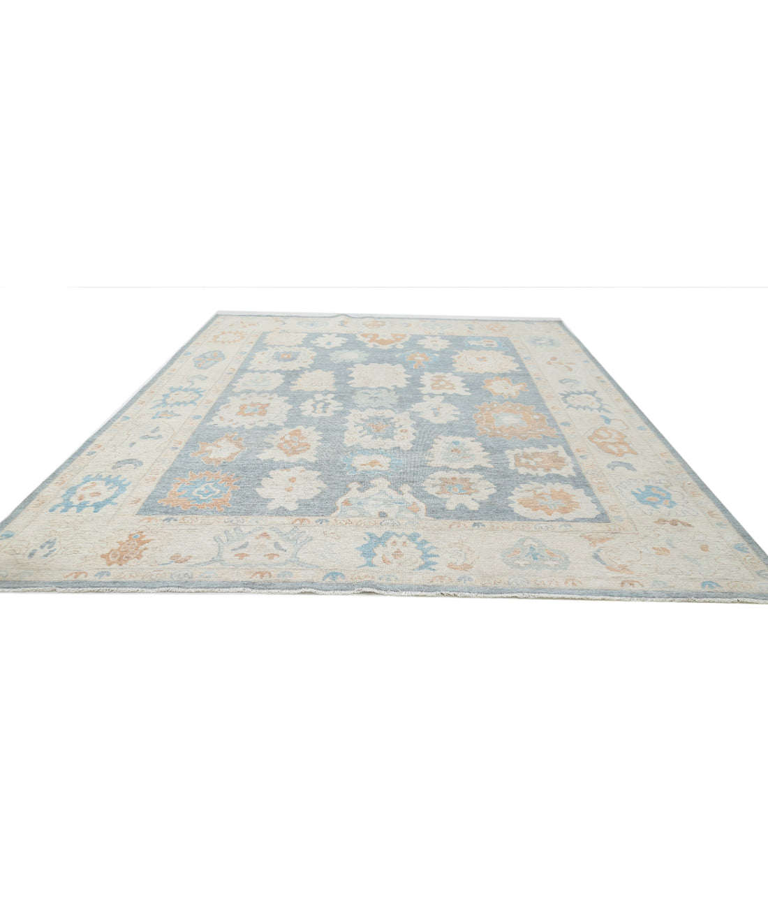 Hand Knotted Oushak Wool Rug - 10'3'' x 13'10'' 10'3'' x 13'10'' (308 X 415) / Grey / Ivory