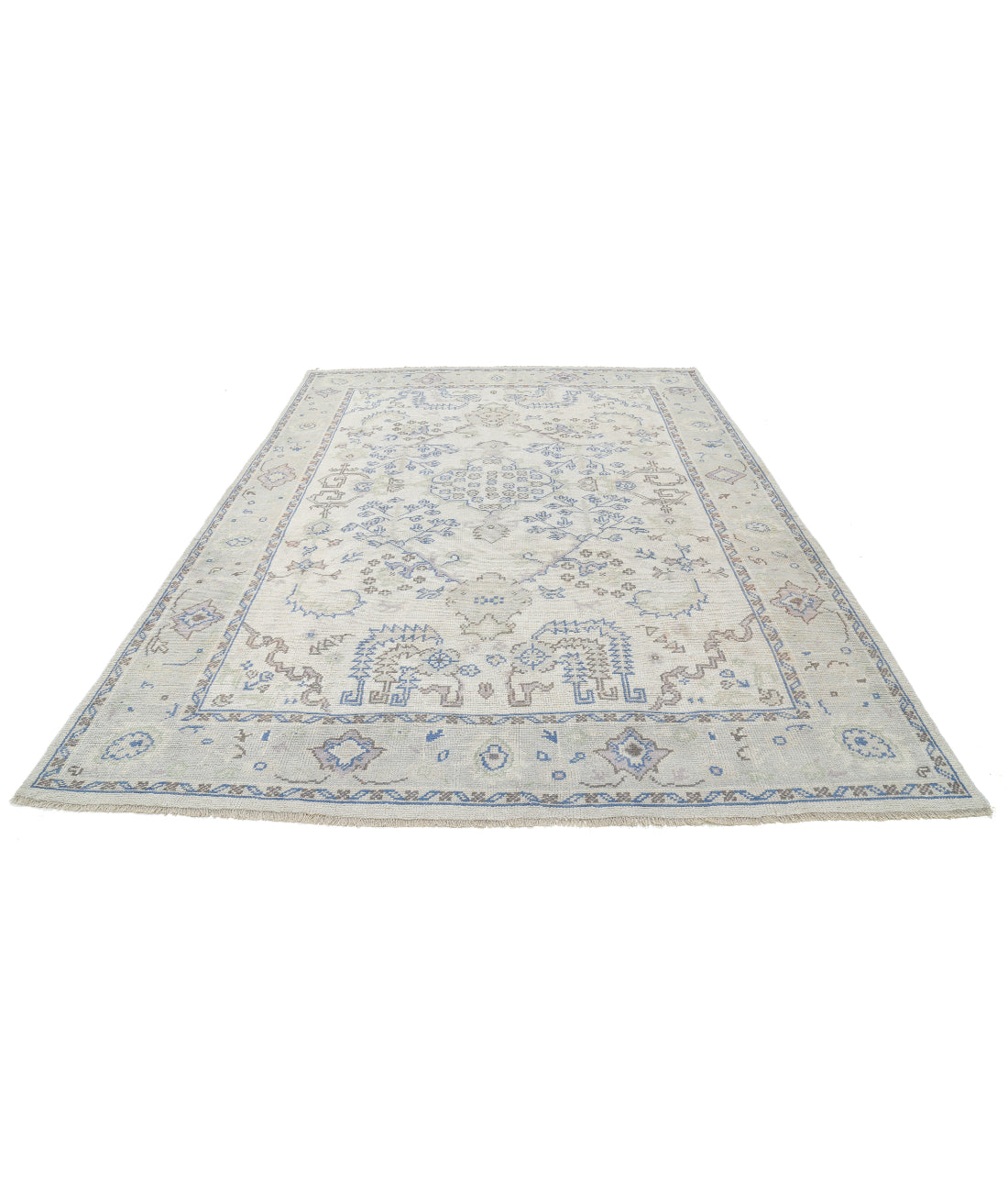 Hand Knotted Vintage Turkish Oushak Wool Rug - 8'1'' x 11'3'' 8'1'' x 11'3'' (243 X 338) / Ivory / Grey