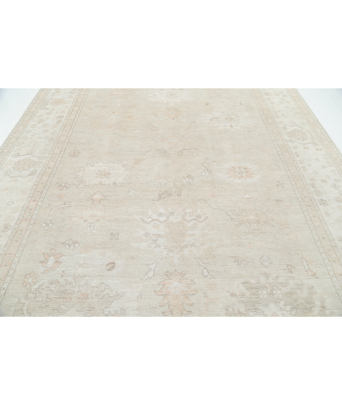 Hand Knotted Oushak Wool Rug - 8'11'' x 12'4'' 8' 11" X 12' 4" (272 X 376) / Grey / Ivory