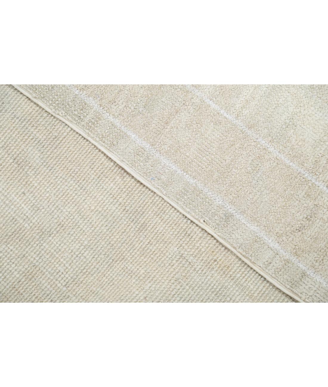 Hand Knotted Oushak Wool Rug - 10'2'' x 13'8'' 10' 2" X 13' 8" (310 X 417) / Taupe / Ivory