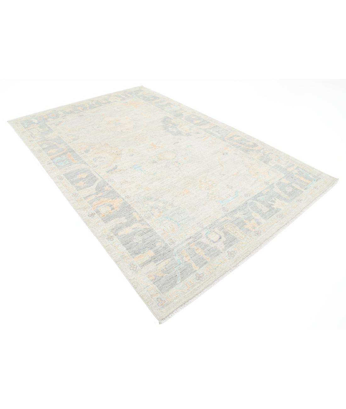 Hand Knotted Oushak Wool Rug - 6'4'' x 9'6'' 6' 4" X 9' 6" (193 X 290) / Silver / Grey