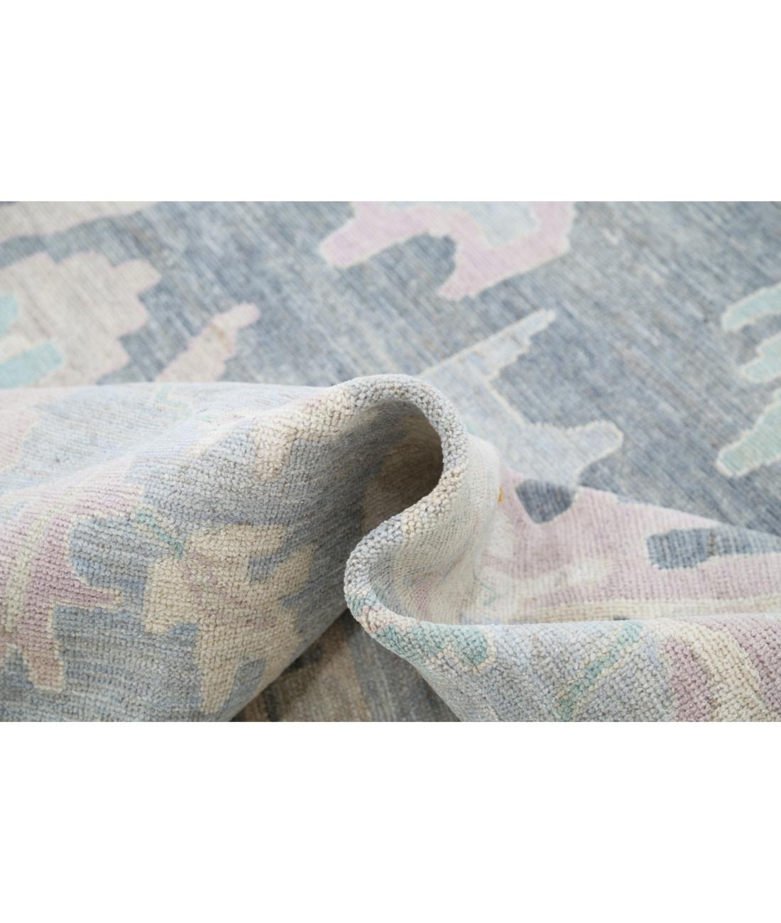 Hand Knotted Oushak Wool Rug - 10'2'' x 13'10'' 10' 2" X 13' 10" (310 X 422) / Grey / Silver