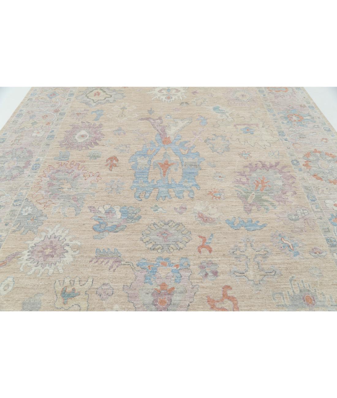 Hand Knotted Oushak Wool Rug - 8'11'' x 11'9'' 8' 11" X 11' 9" (272 X 358) / Taupe / Tan